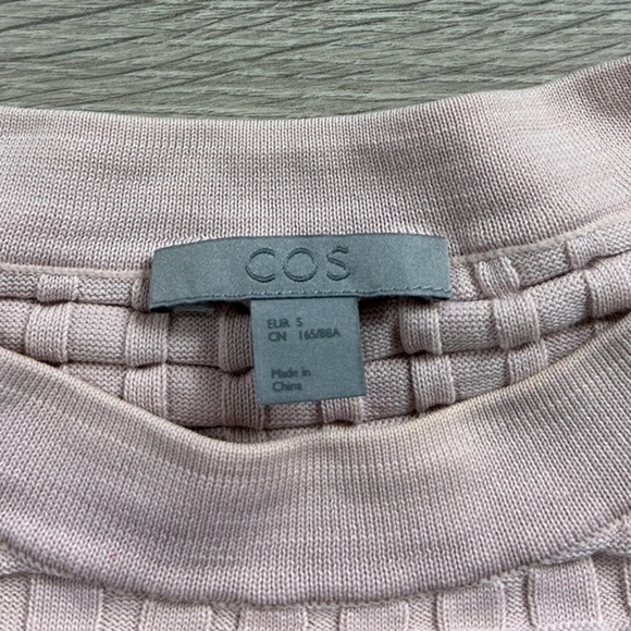 COS Waffle-Stitch Cotton Pink Sweater - Picture 4 of 8